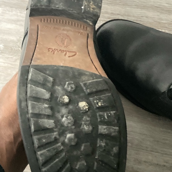 Mens Clark dress boots. Size 11W. Gently used and in great condition. - Picture 4 of 4